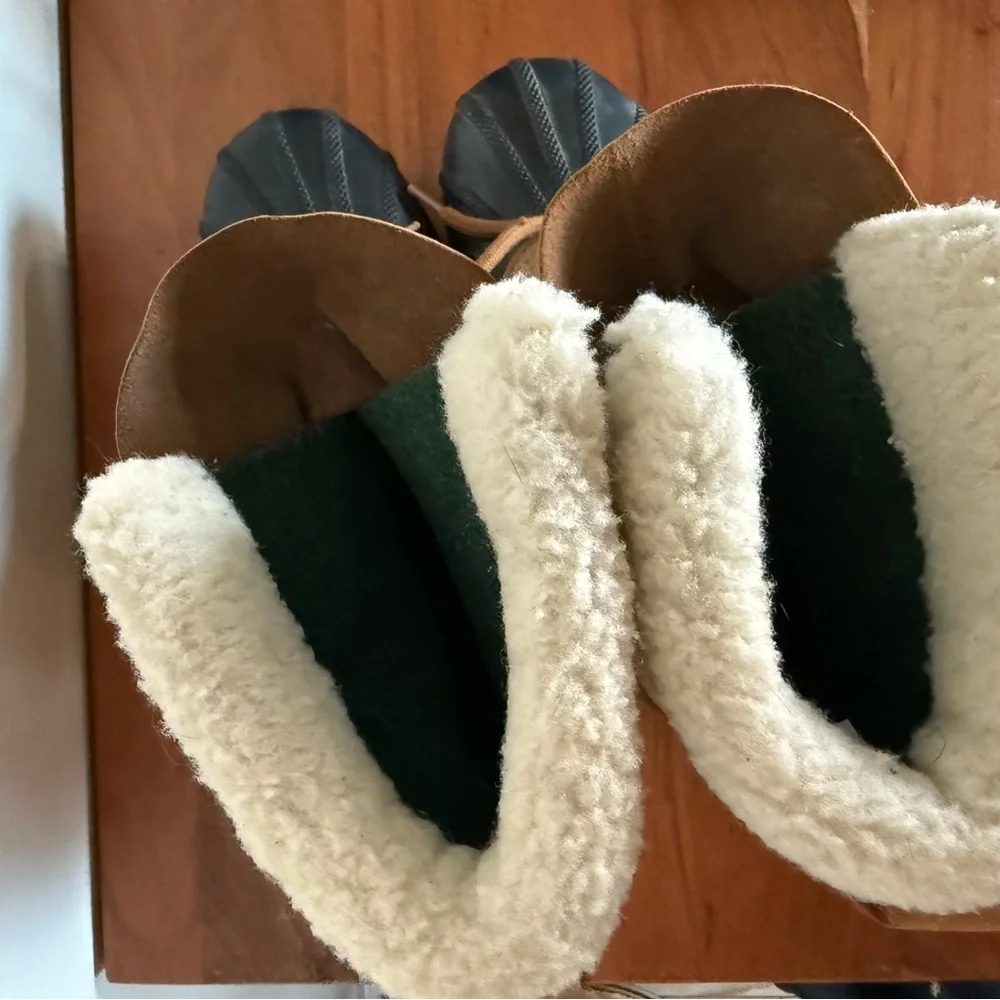 Sorel Men's Tan and Black Winter Boots‎ Caribou Sz 7